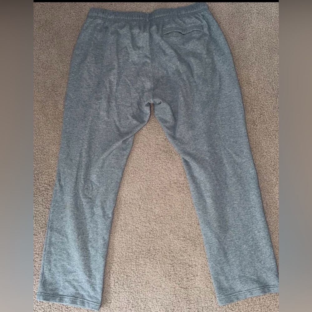 Men’s Clothing Bundle - Picture 5 of 6